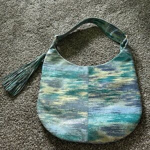 HOBO Gold and Teal Leather Purse Like New